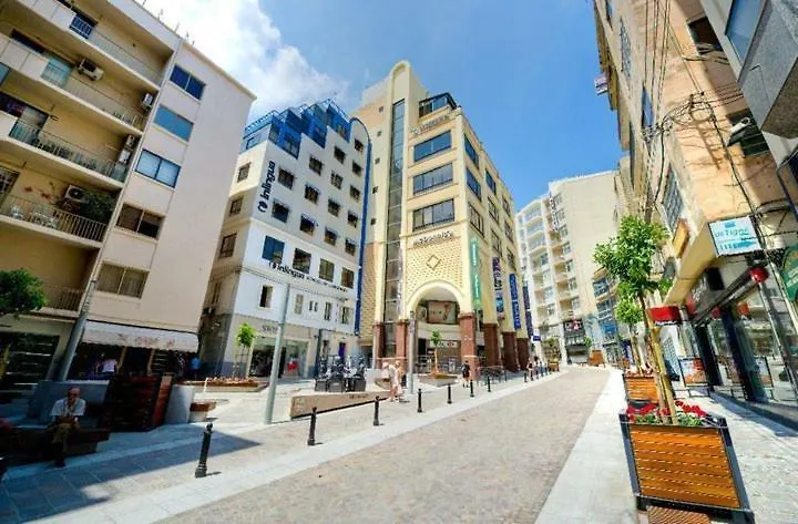 Contemporary, Luxury Apartment With Valletta And Harbour Views Sliema