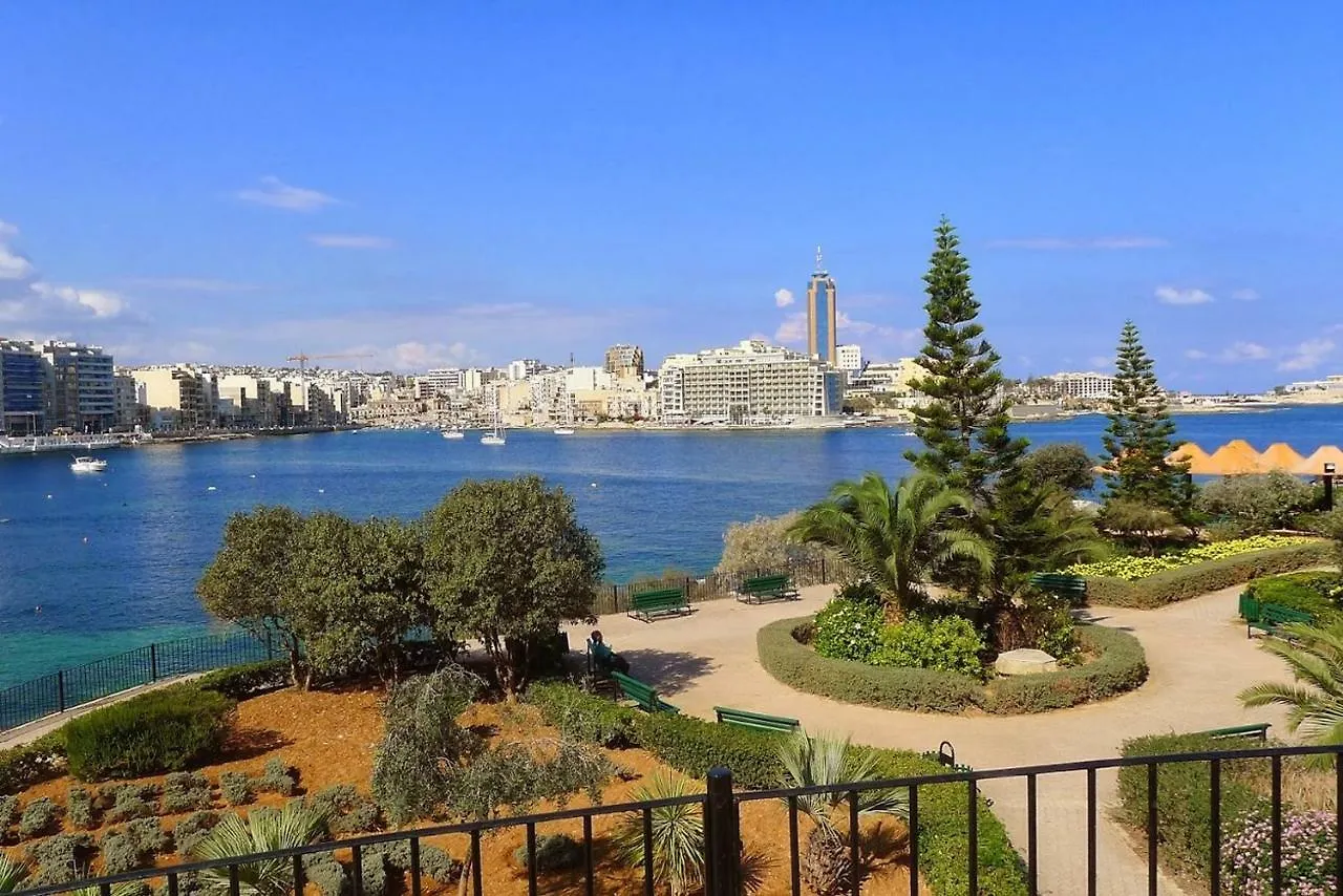 Contemporary, Luxury Apartment With Valletta And Harbour Views Sliema Malta